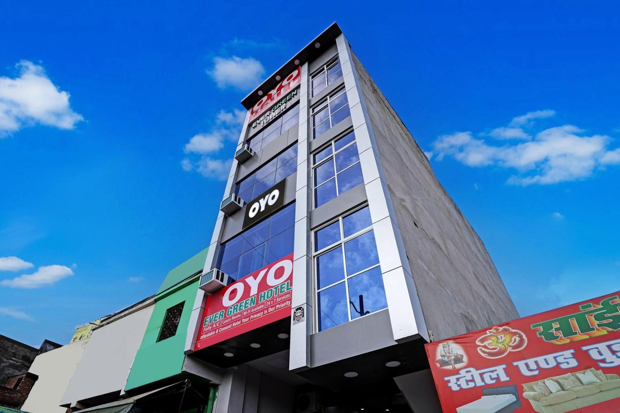 Oyo Flagship Evergreen Tower Hotel Ghaziabad Eksteriør billede